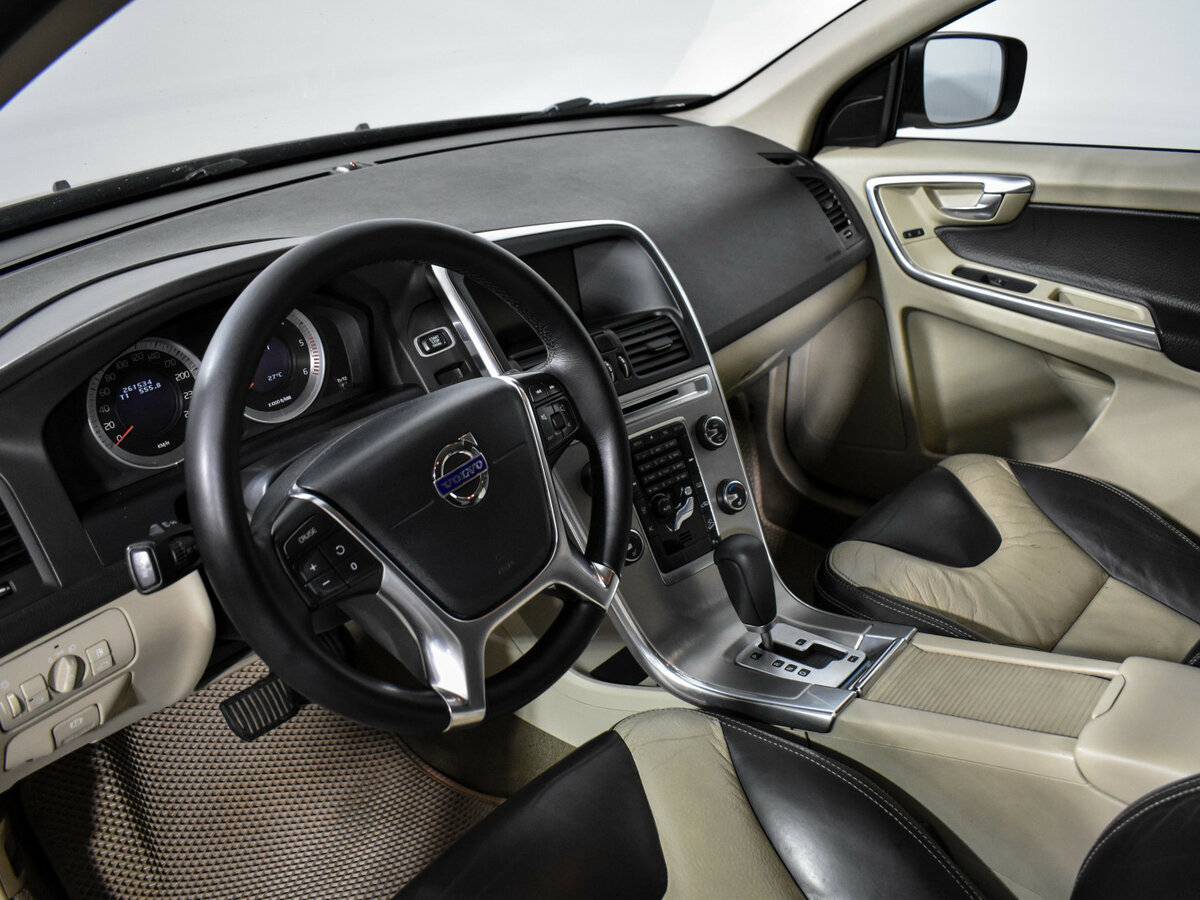 Volvo XC60 с пробегом — 2011 год. Фото: #8
