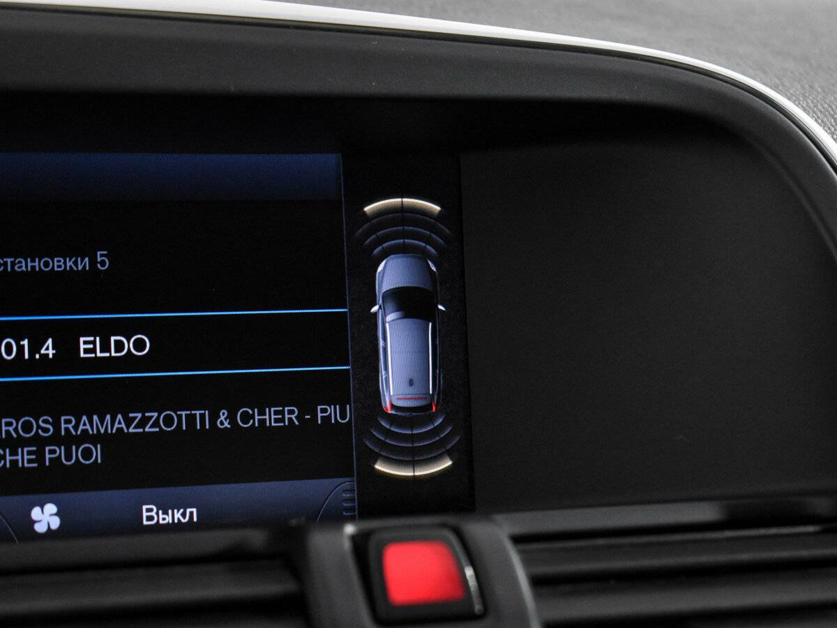 Volvo XC60 с пробегом — 2011 год. Фото: #17