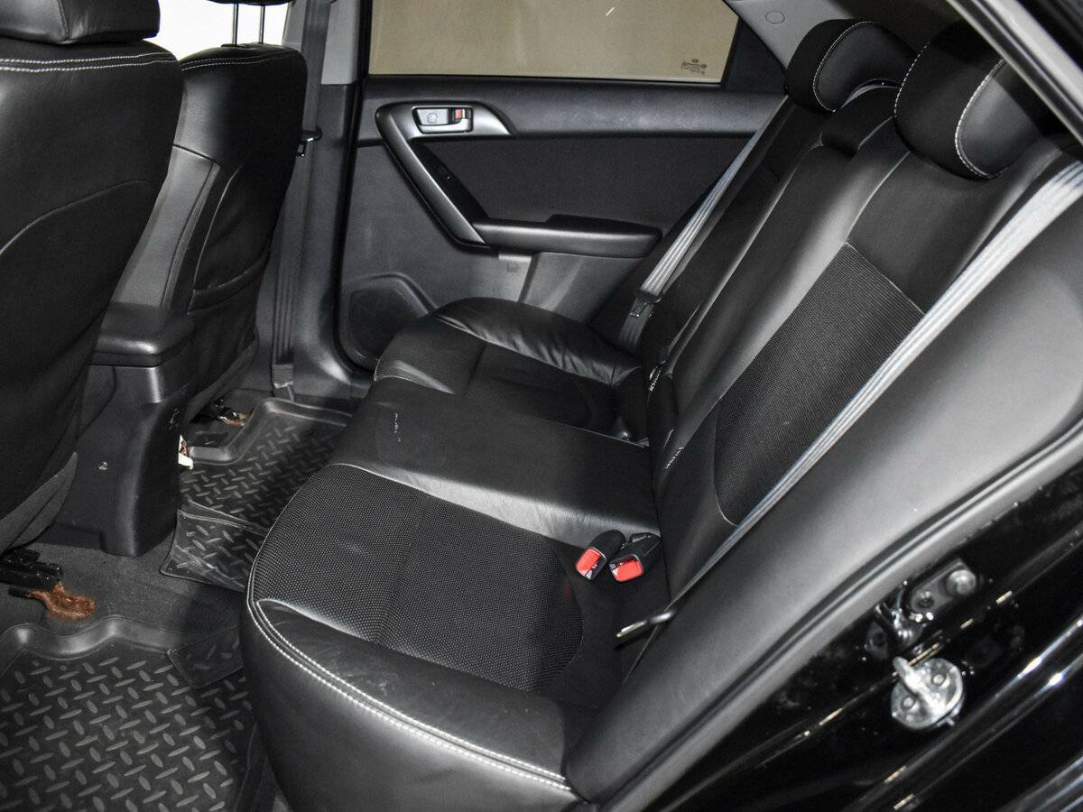 Kia Cerato с пробегом — 2011 год. Фото: #10