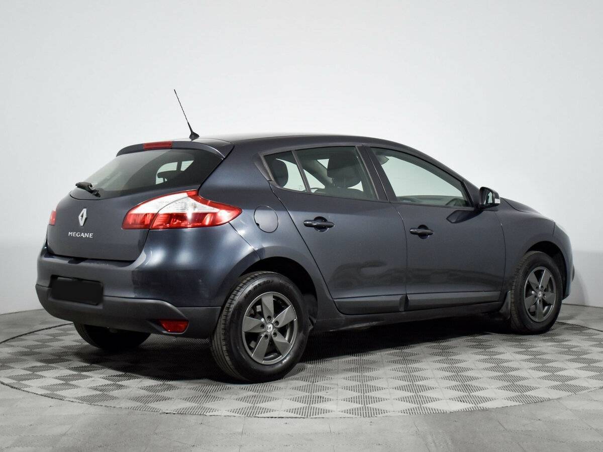 Renault Megane с пробегом — 2010 год. Фото: #4