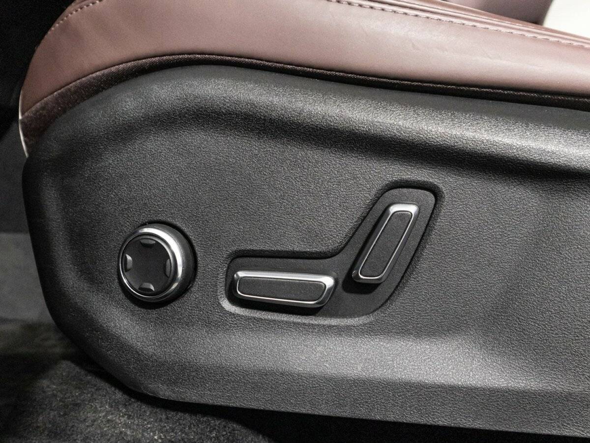 Geely Monjaro с пробегом — 2023 год. Фото: #17