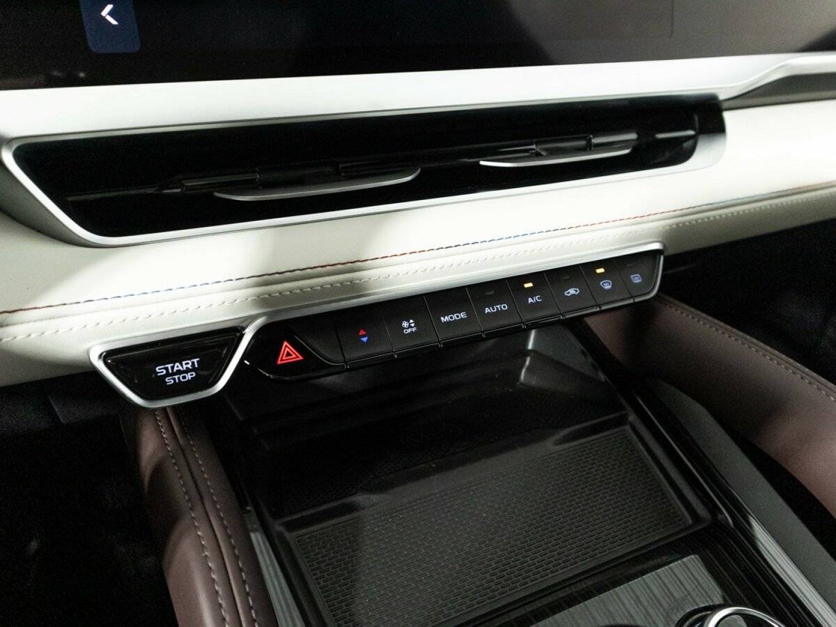 Geely Monjaro с пробегом — 2023 год. Фото: #20