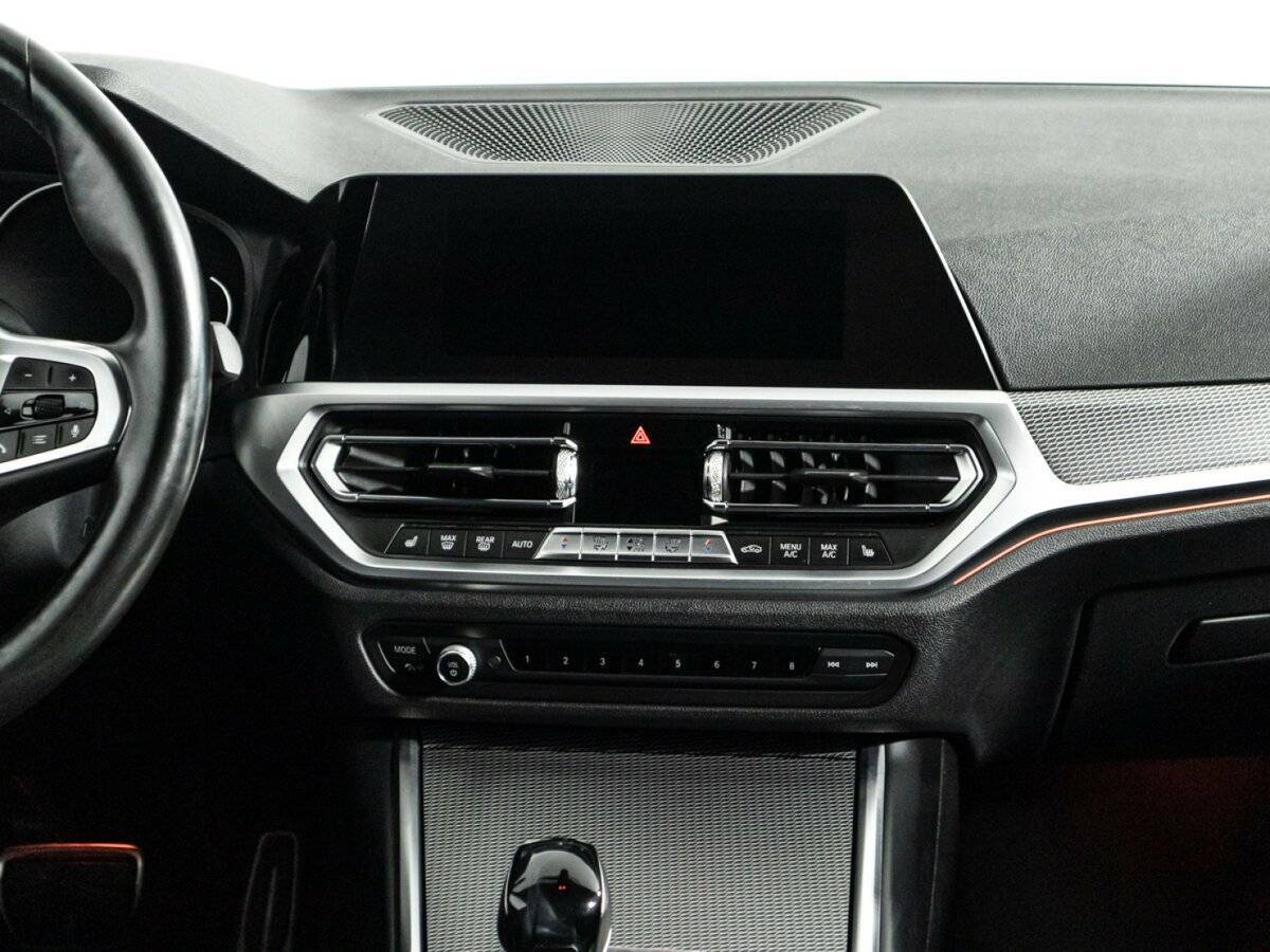 BMW 3 серии с пробегом — 2020 год. Фото: #13