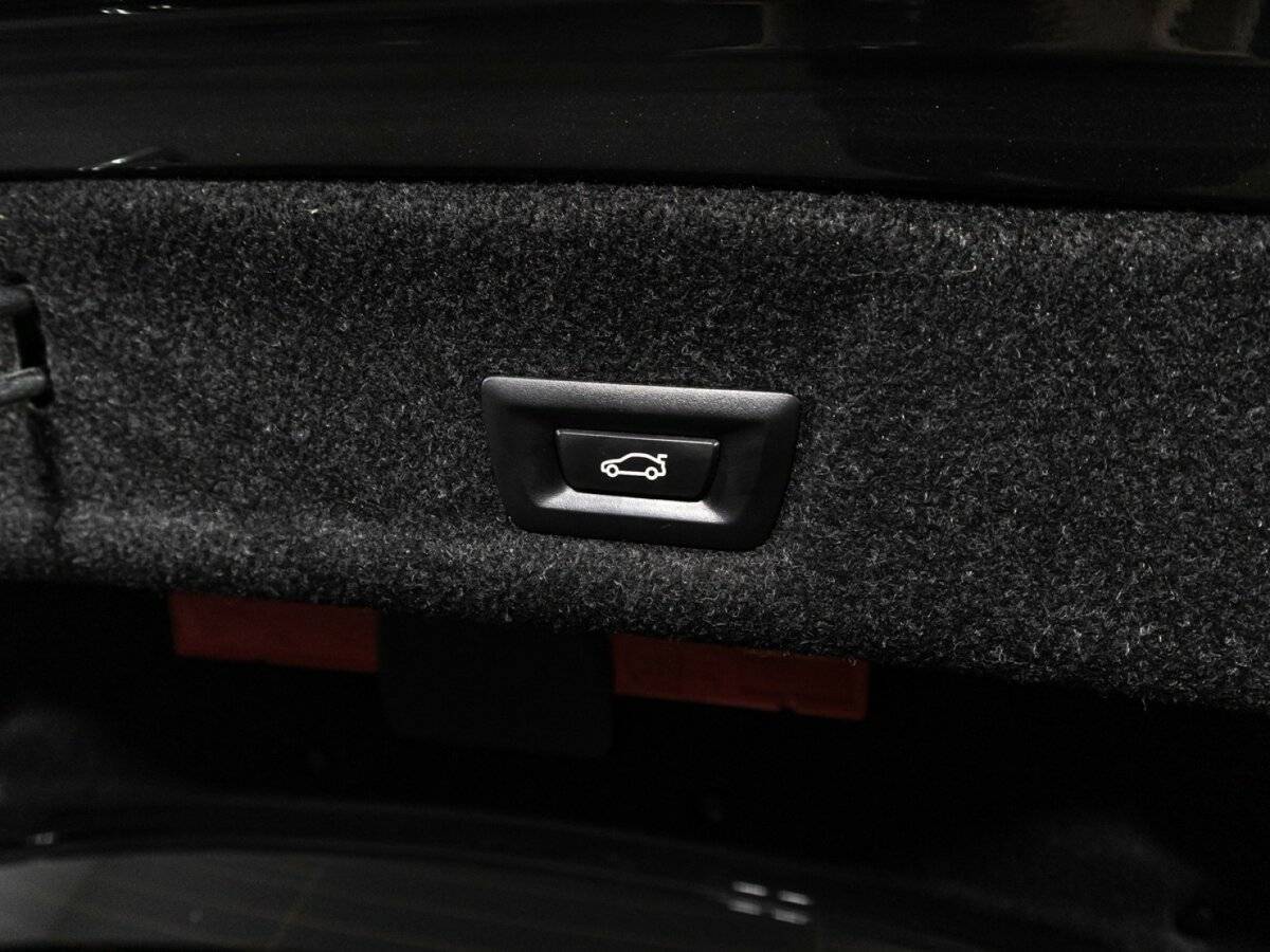 BMW 3 серии с пробегом — 2020 год. Фото: #15