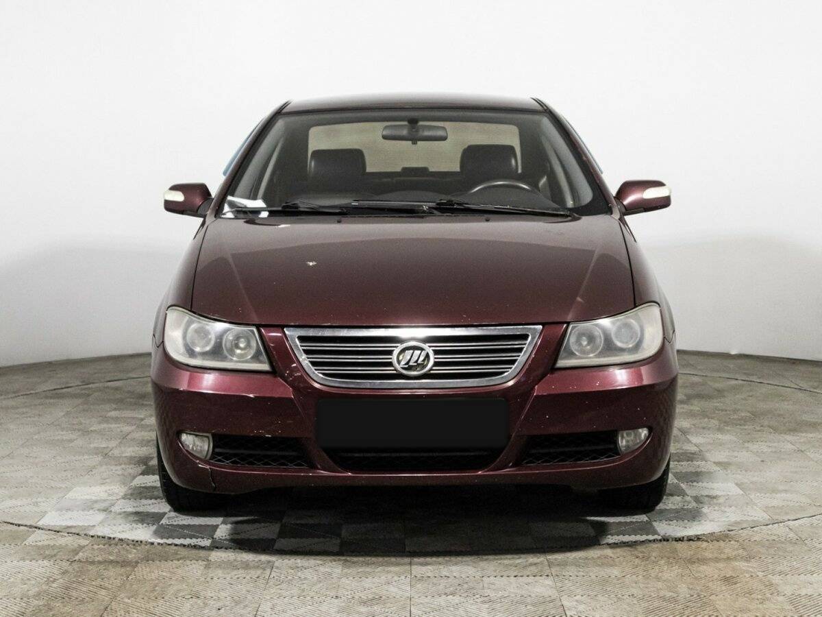 Lifan Solano с пробегом — 2011 год. Фото: #1