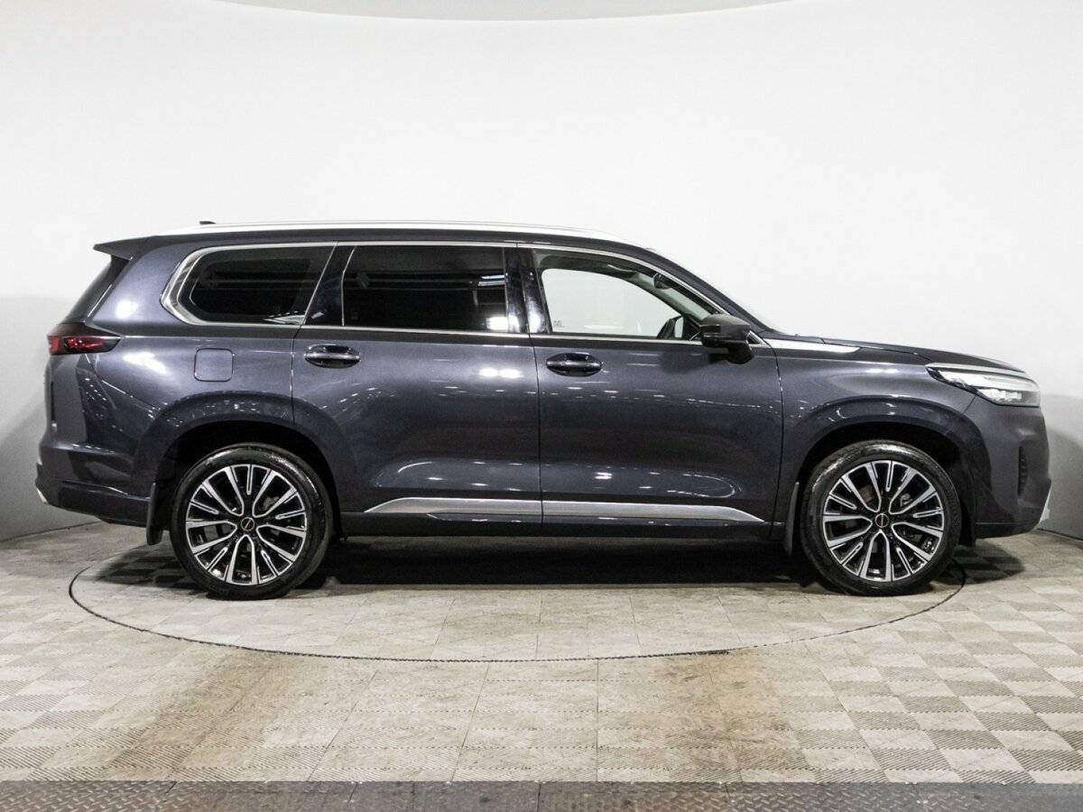 EXEED VX с пробегом — 2023 год. Фото: #3