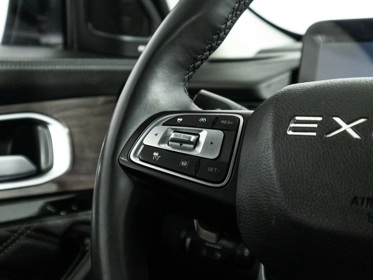 EXEED VX с пробегом — 2023 год. Фото: #21