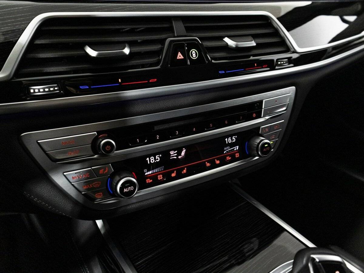BMW 7 серии с пробегом — 2020 год. Фото: #20