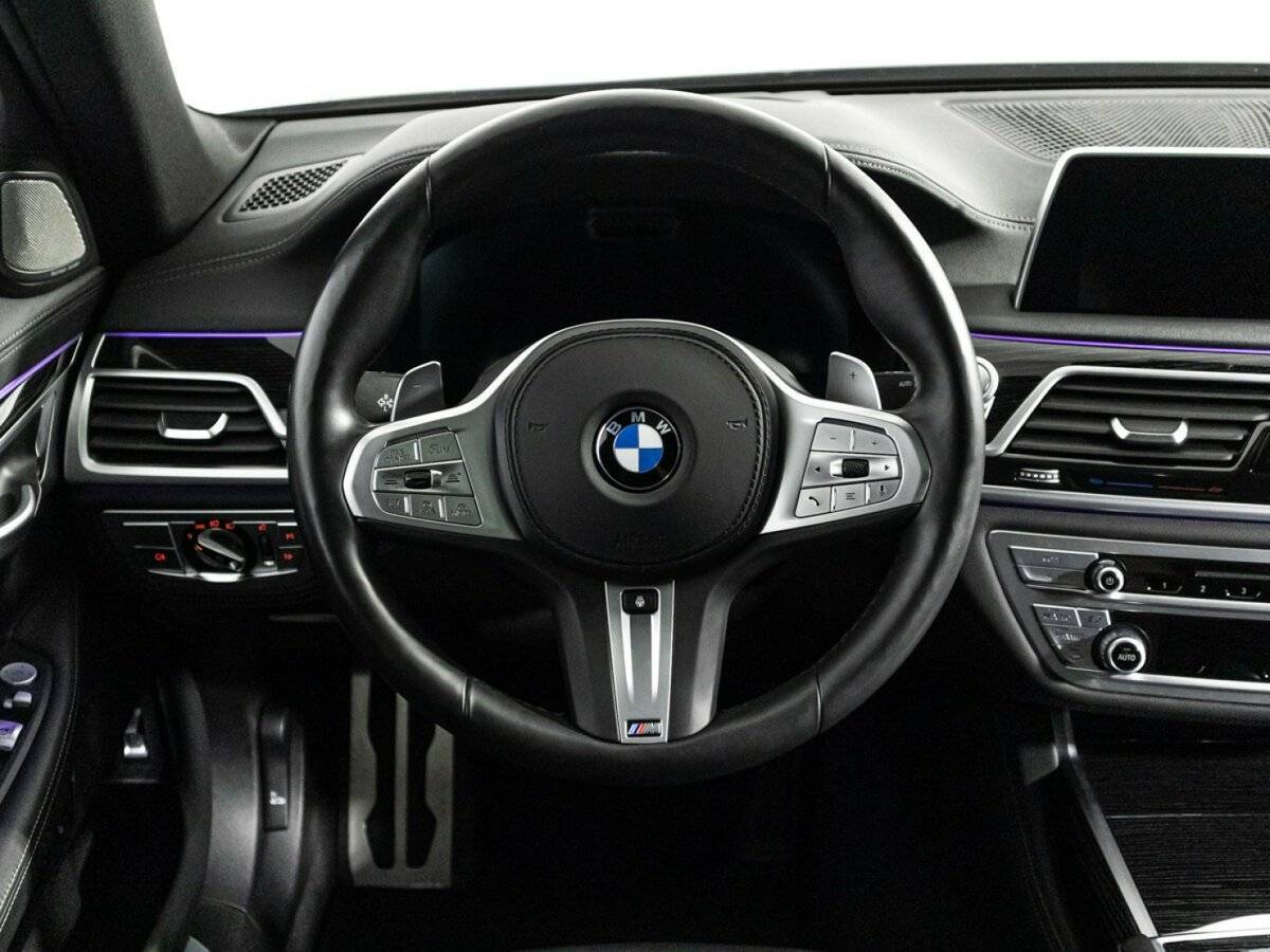 BMW 7 серии с пробегом — 2020 год. Фото: #24