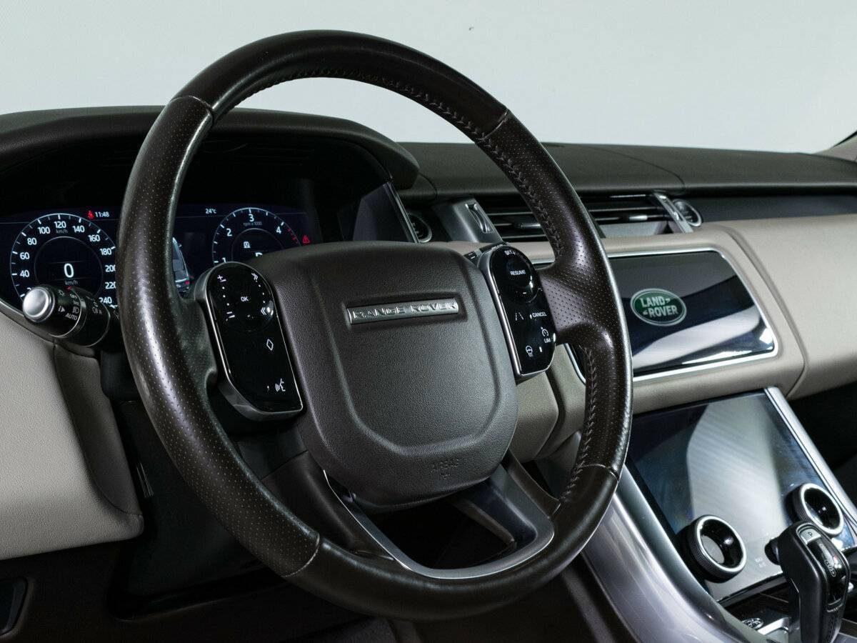 Land Rover Range Rover Sport с пробегом — 2018 год. Фото: #13