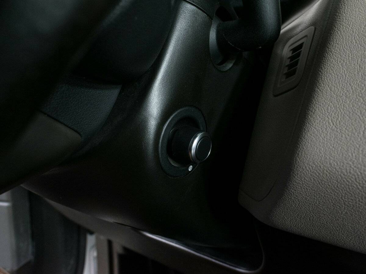 Land Rover Range Rover Sport с пробегом — 2018 год. Фото: #17