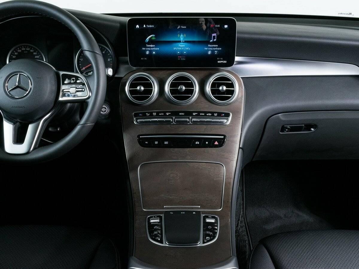 Mercedes-Benz GLC с пробегом — 2019 год. Фото: #11