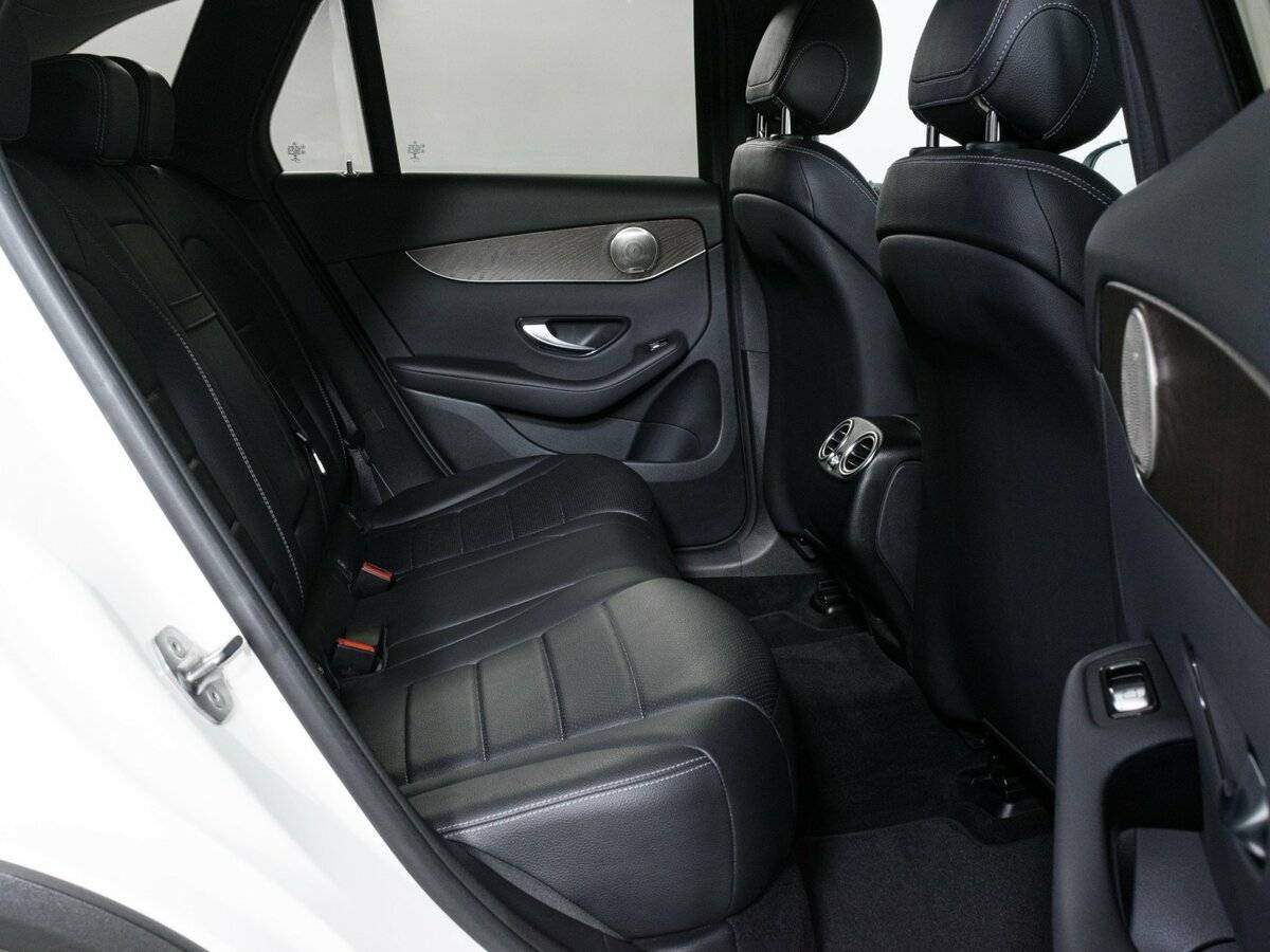 Mercedes-Benz GLC с пробегом — 2019 год. Фото: #12