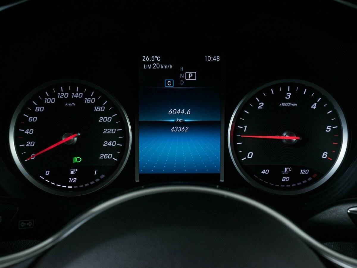 Mercedes-Benz GLC с пробегом — 2019 год. Фото: #13