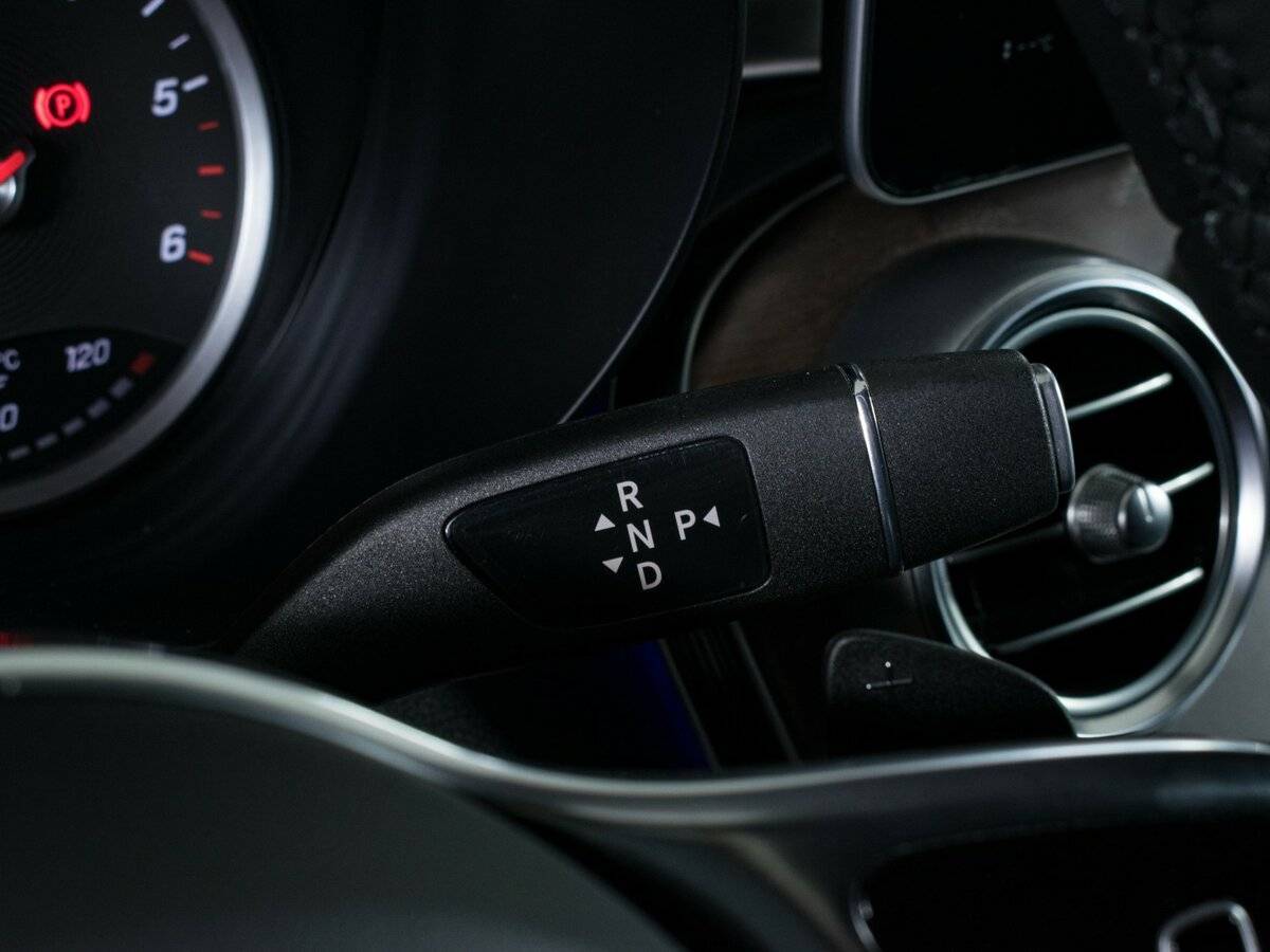 Mercedes-Benz GLC с пробегом — 2019 год. Фото: #15