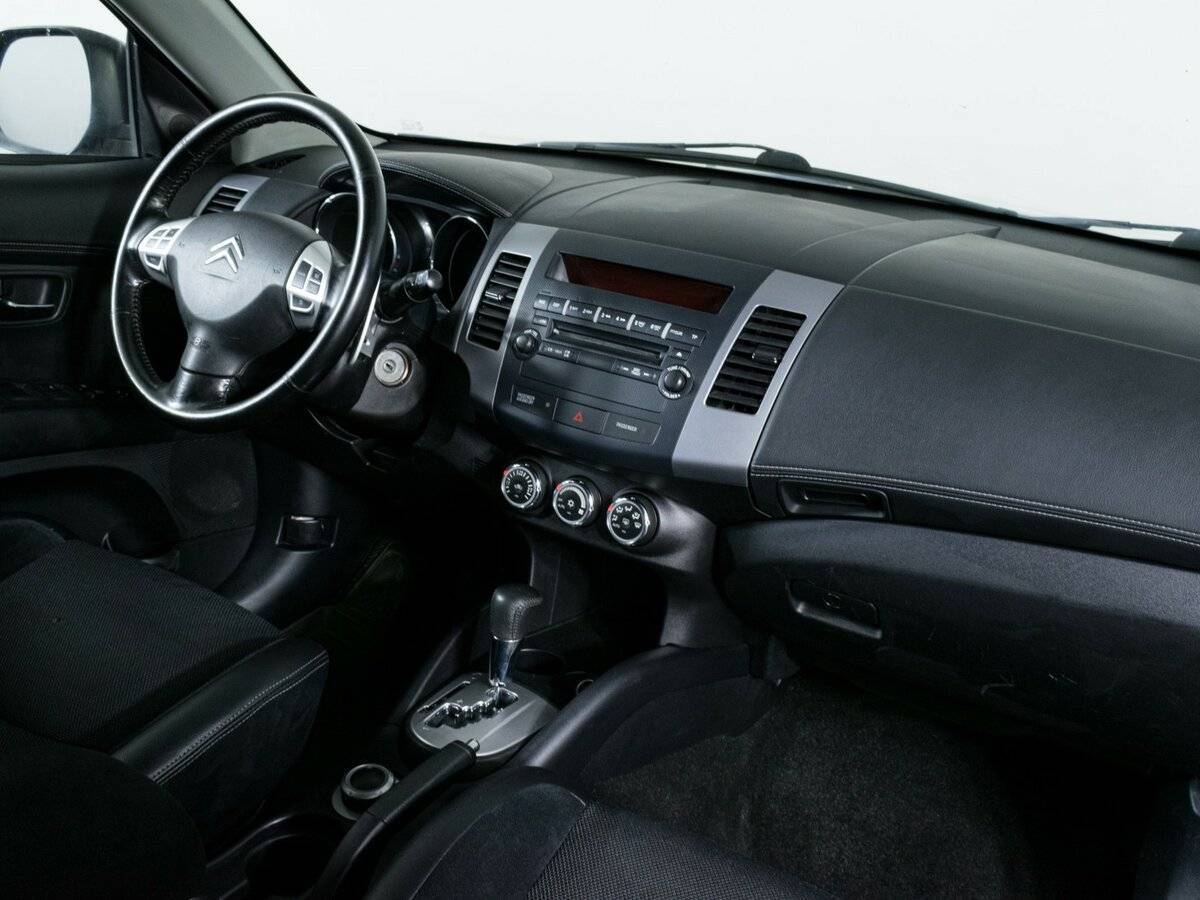 Citroen C-Crosser с пробегом — 2010 год. Фото: #9