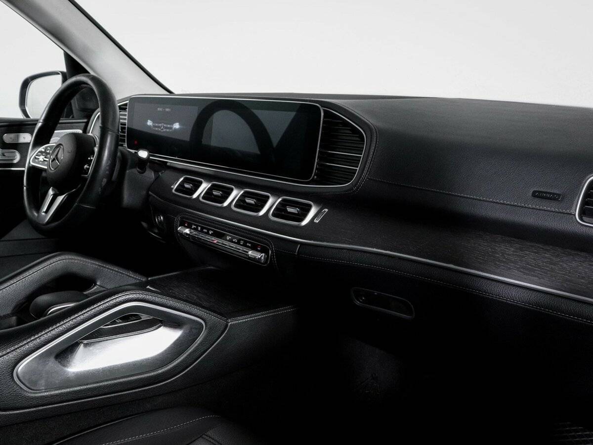Mercedes-Benz GLE с пробегом — 2020 год. Фото: #8