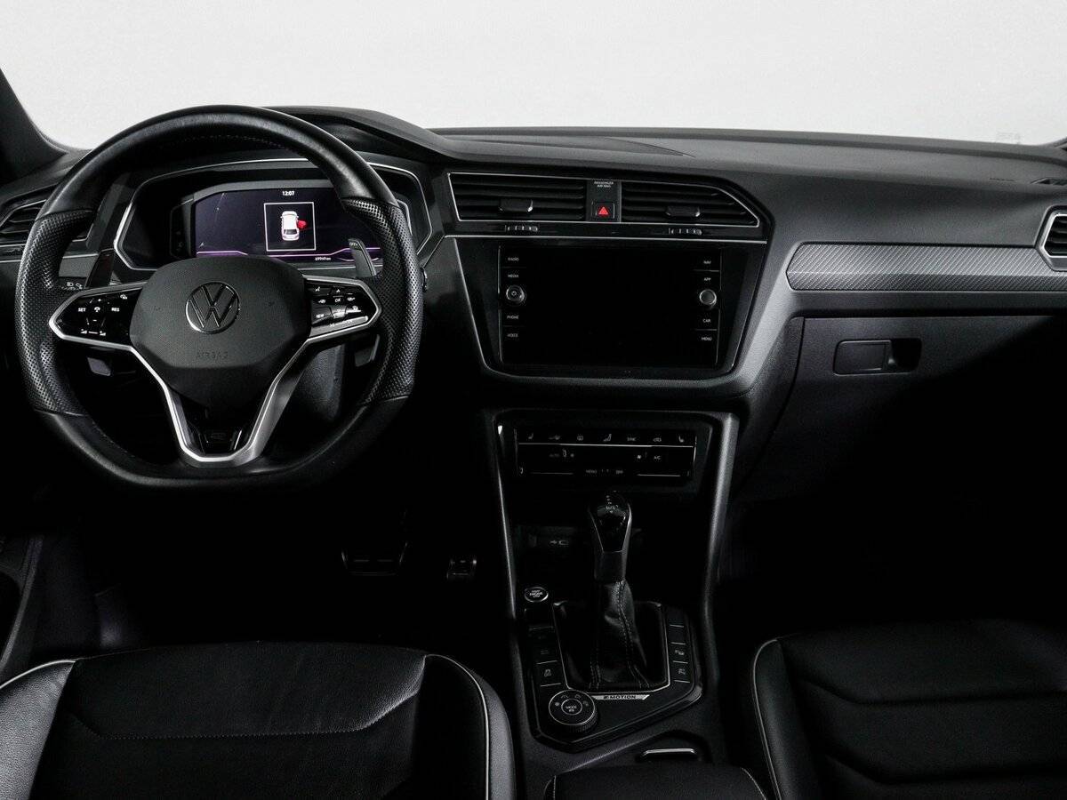 Volkswagen Tiguan с пробегом — 2021 год. Фото: #9