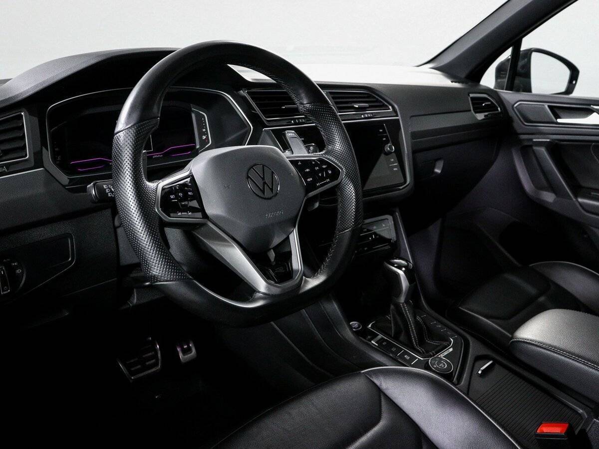 Volkswagen Tiguan с пробегом — 2021 год. Фото: #10