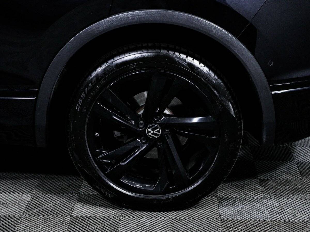 Volkswagen Tiguan с пробегом — 2021 год. Фото: #11