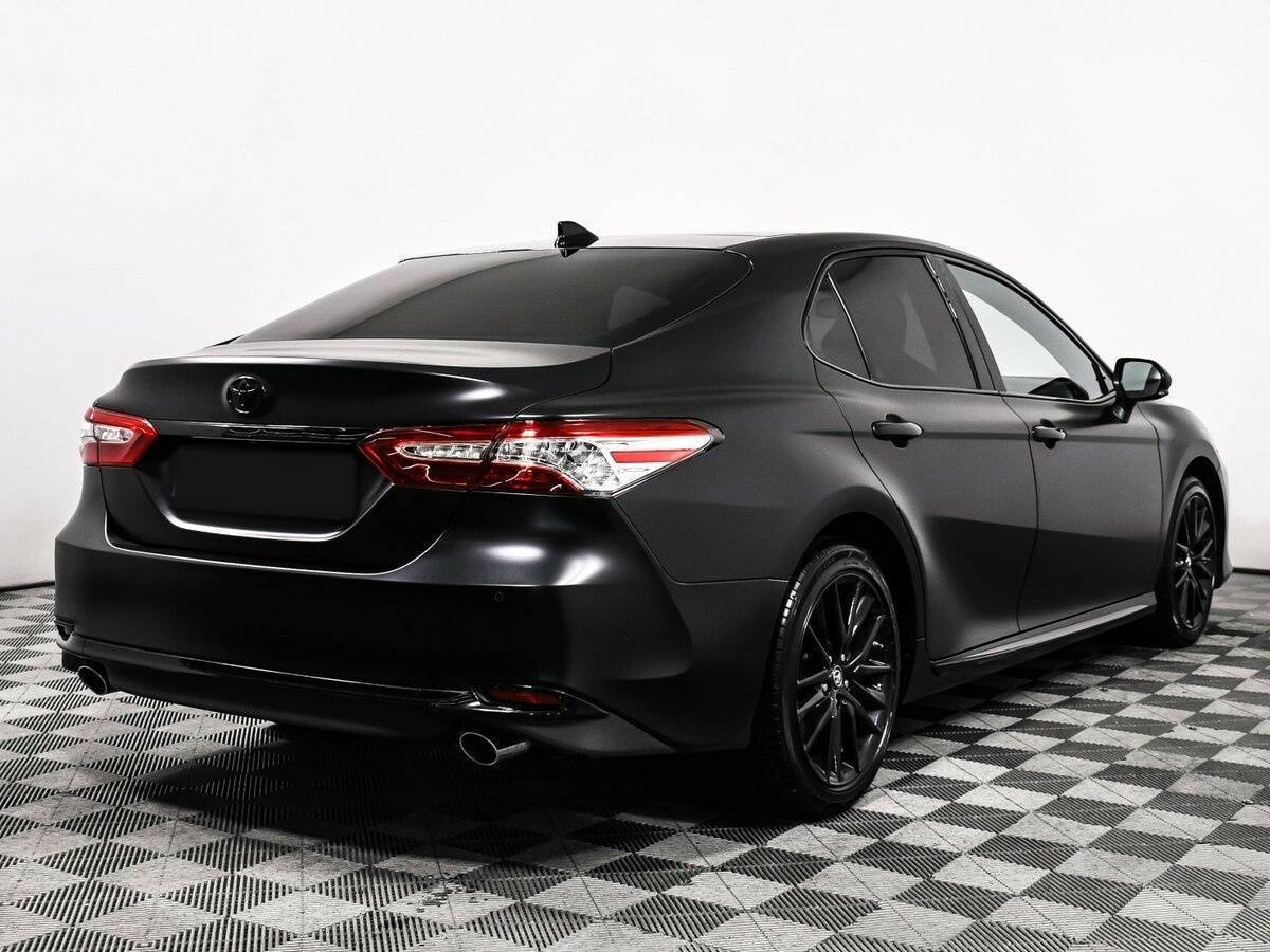 Toyota Camry с пробегом — 2023 год. Фото: #4