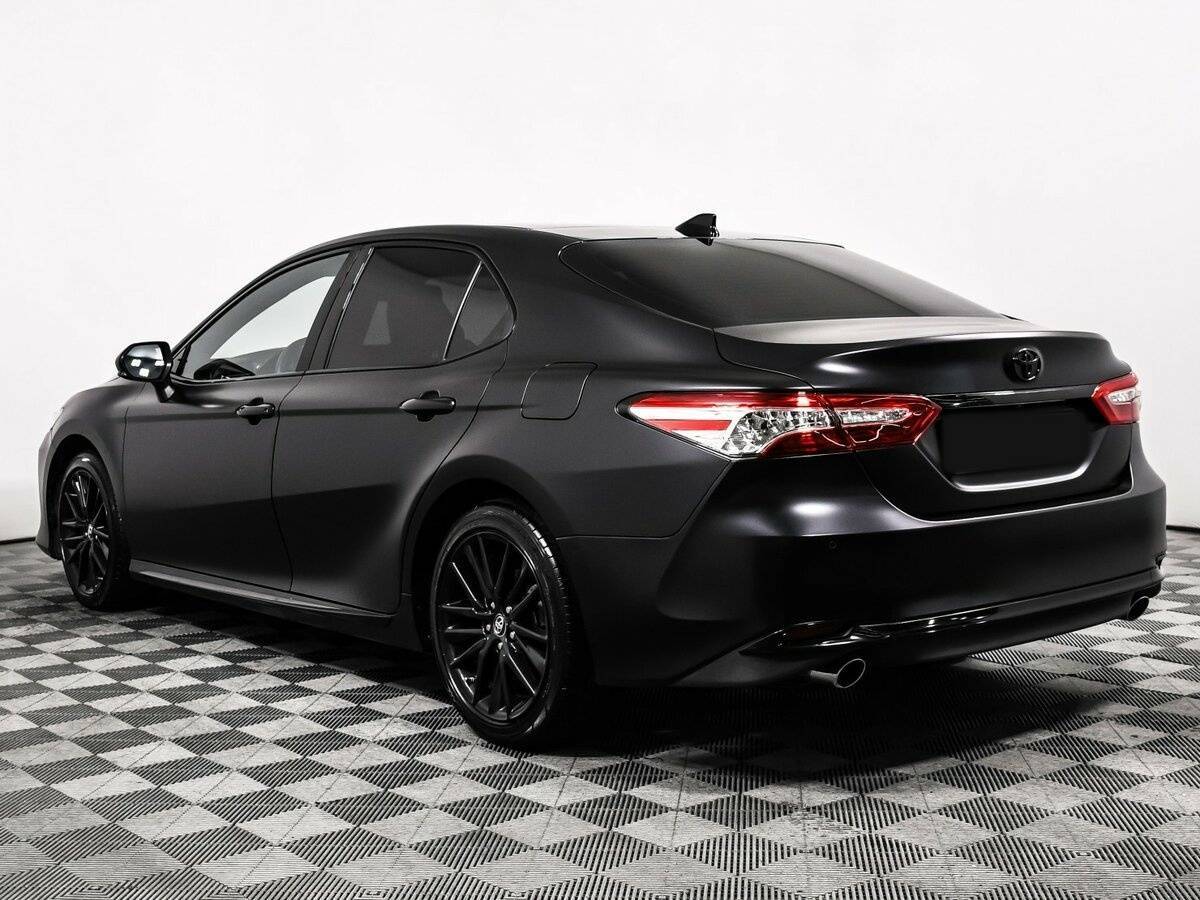 Toyota Camry с пробегом — 2023 год. Фото: #6