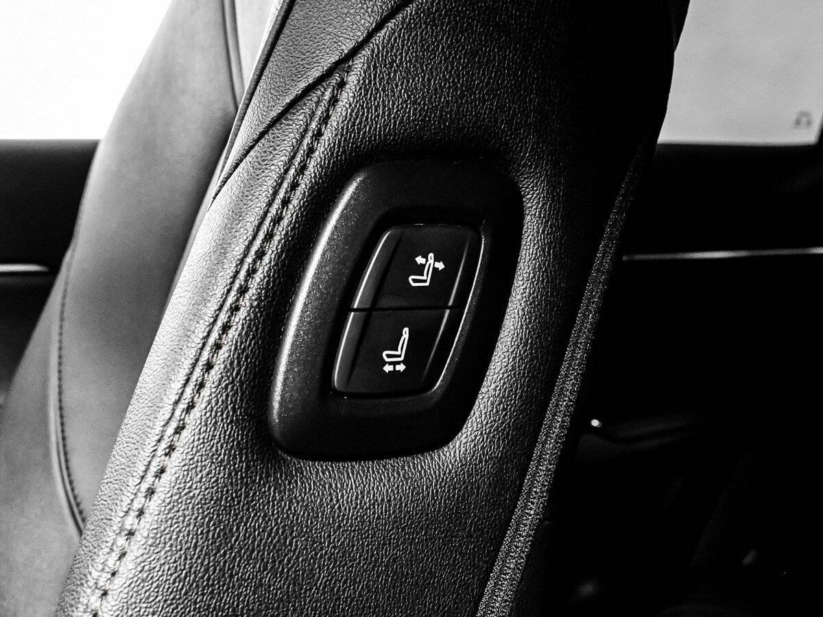 Toyota Camry с пробегом — 2023 год. Фото: #22