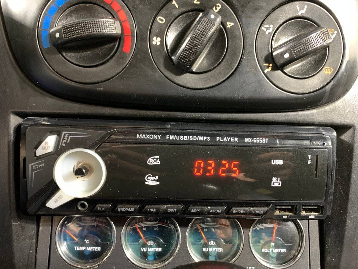 Kia Sportage с пробегом — 2003 год. Фото: #14