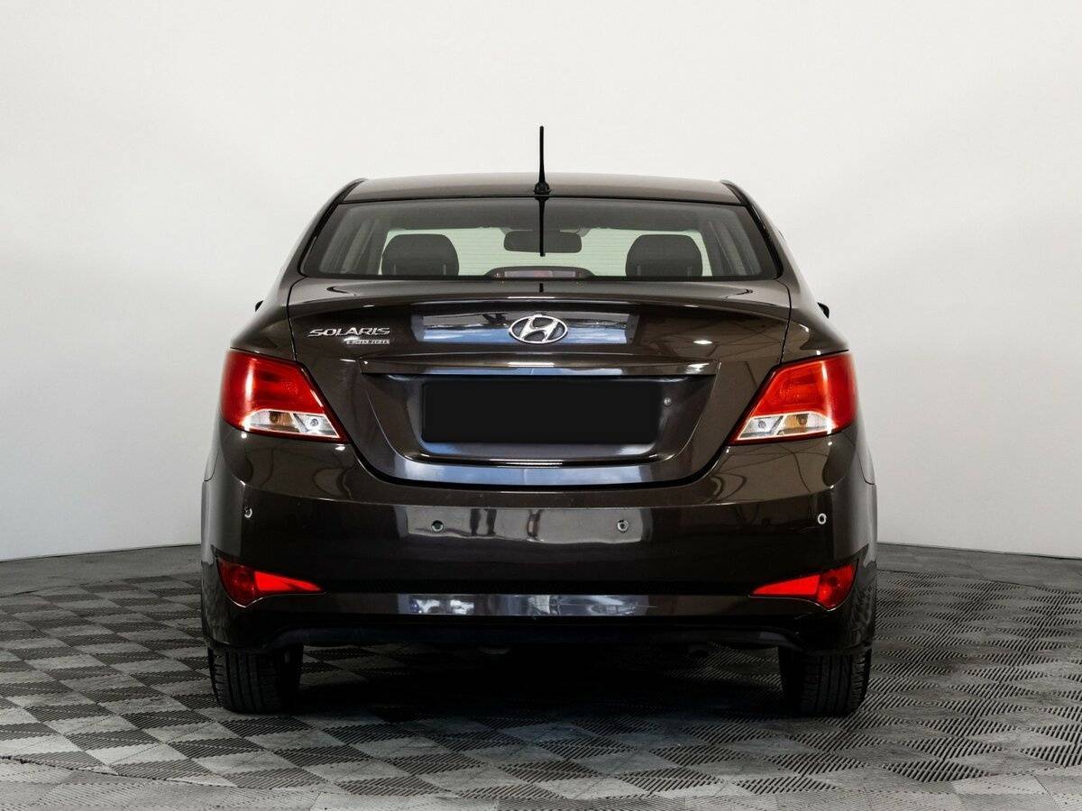 Hyundai Solaris с пробегом — 2016 год. Фото: #4