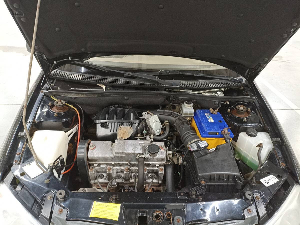 Lada (ВАЗ) Kalina с пробегом — 2011 год. Фото: #8