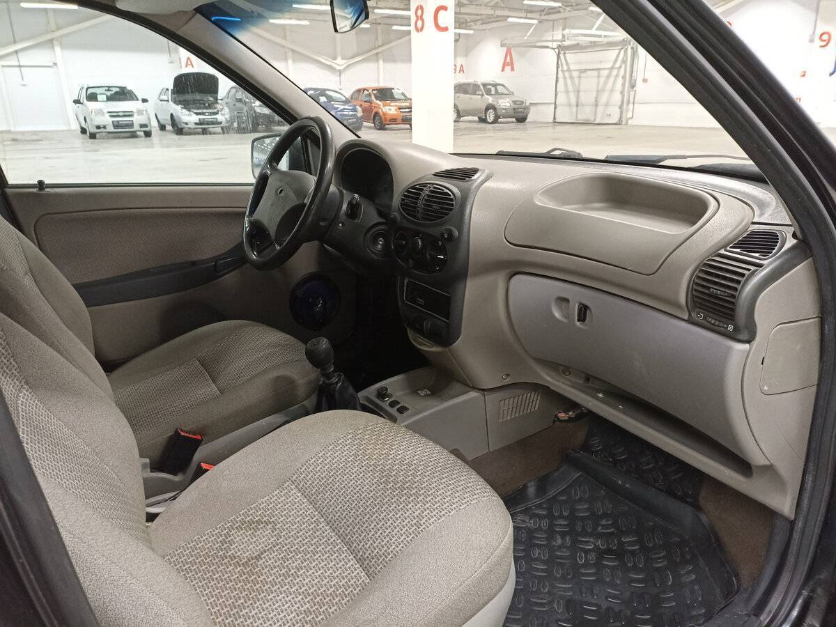 Lada (ВАЗ) Kalina с пробегом — 2011 год. Фото: #10