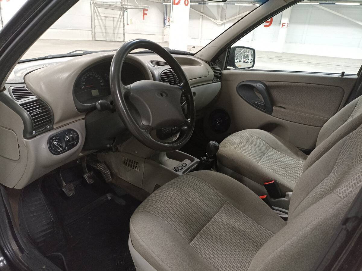 Lada (ВАЗ) Kalina с пробегом — 2011 год. Фото: #15