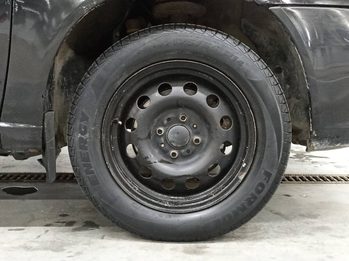 Lada (ВАЗ) Kalina с пробегом — 2011 год. Фото: #17