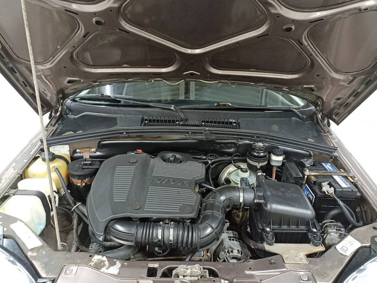 Chevrolet Niva с пробегом — 2013 год. Фото: #8