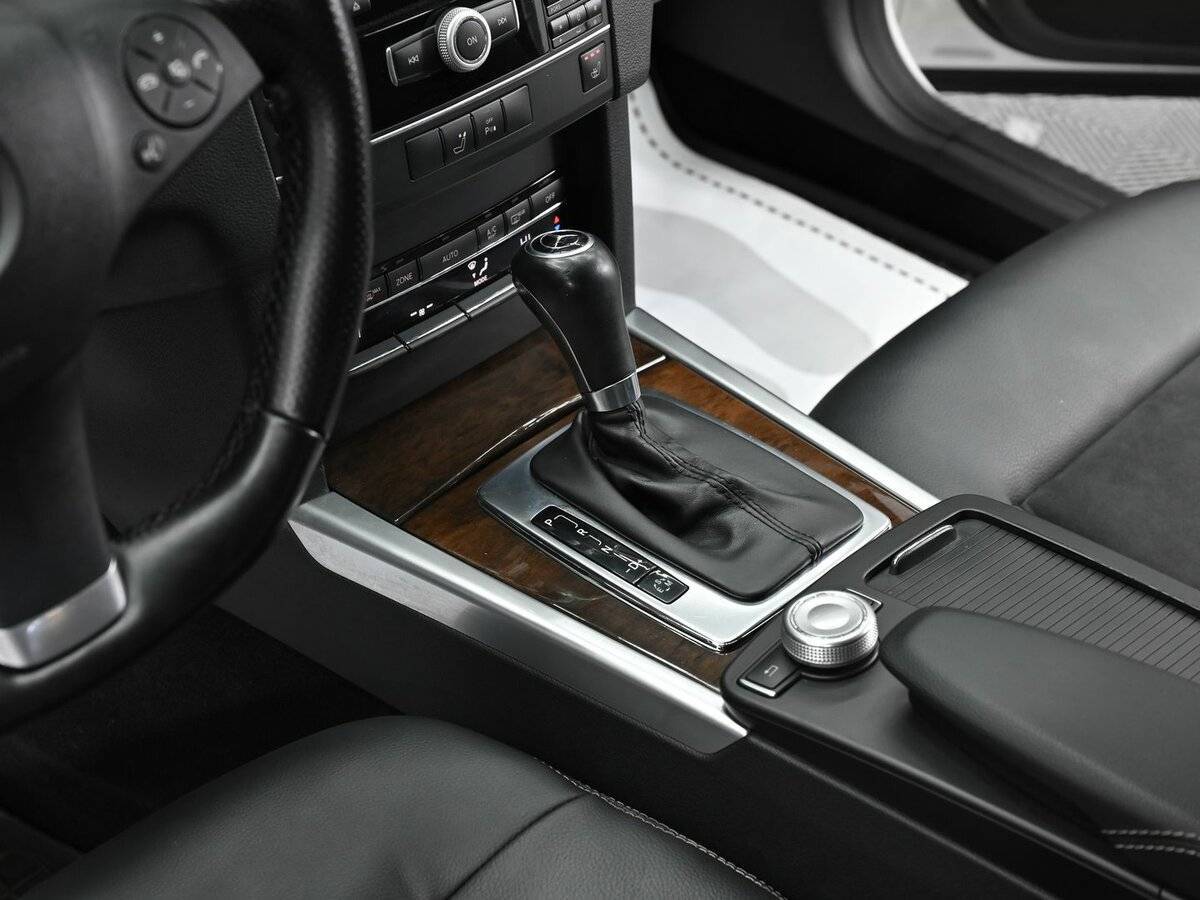 Mercedes-Benz E-Класс с пробегом — 2011 год. Фото: #10