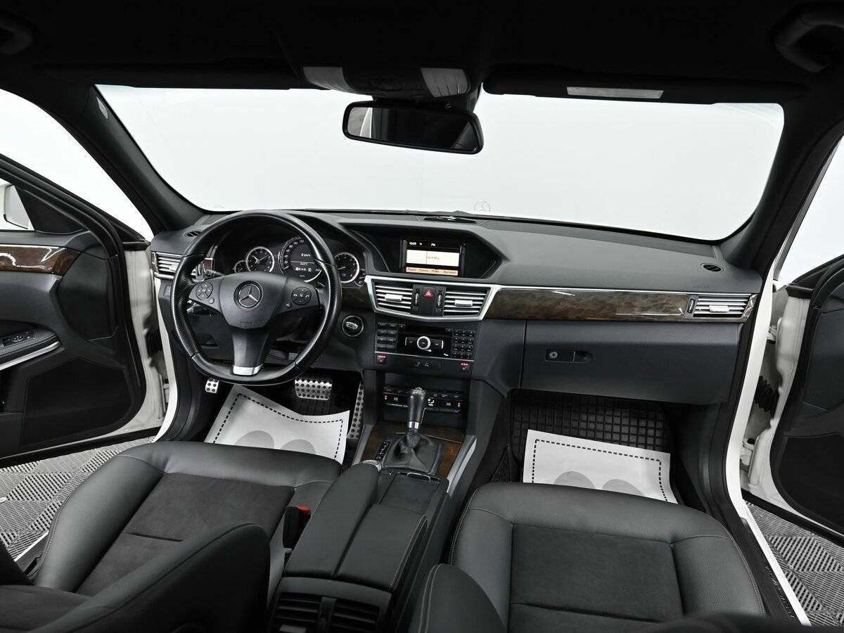 Mercedes-Benz E-Класс с пробегом — 2011 год. Фото: #11