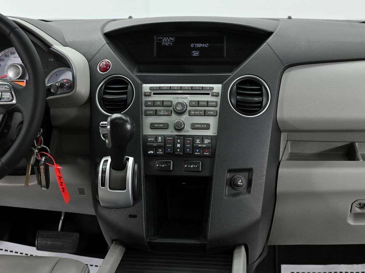 Honda Pilot с пробегом — 2008 год. Фото: #8