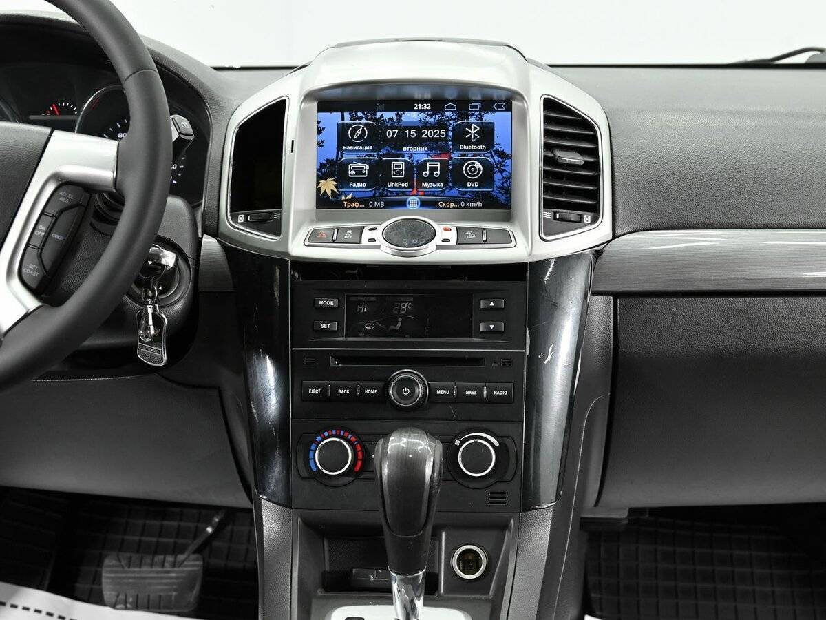 Chevrolet Captiva с пробегом — 2011 год. Фото: #7