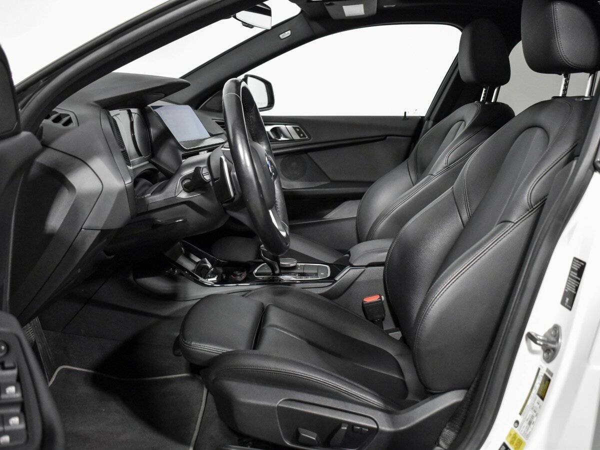 BMW 2 серии с пробегом — 2019 год. Фото: #10