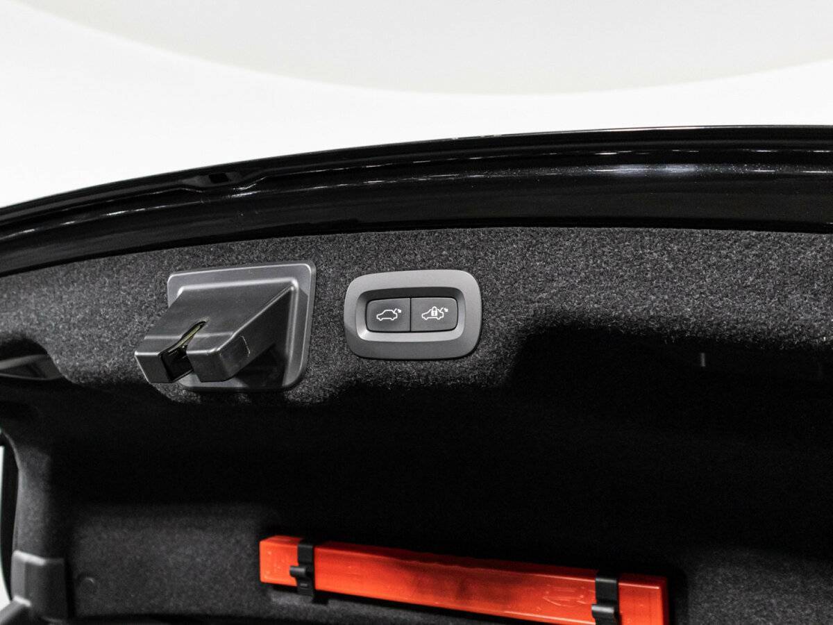 Volvo S90 с пробегом — 2017 год. Фото: #15