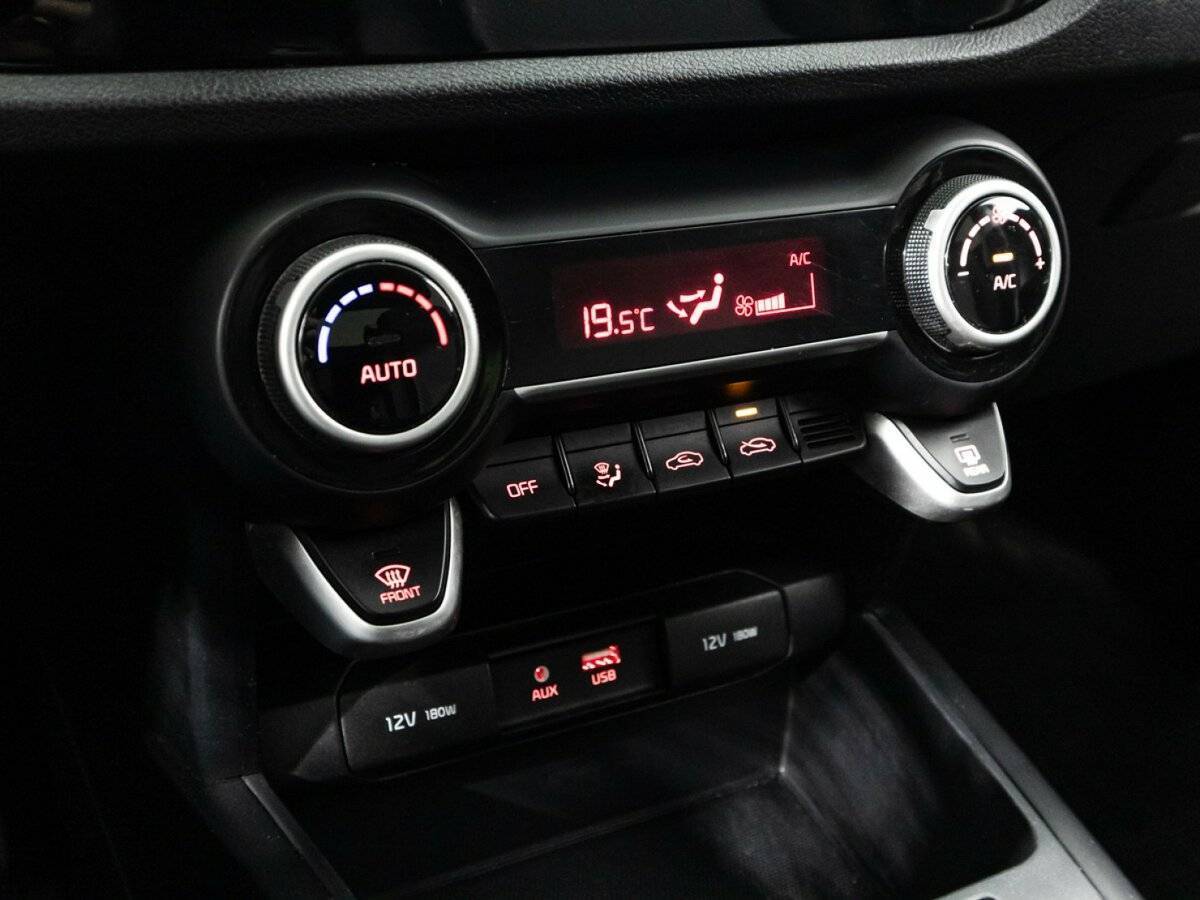 Kia Rio с пробегом — 2018 год. Фото: #16