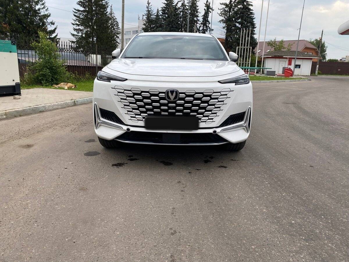 Changan UNI-K с пробегом — 2023 год. Фото: #1