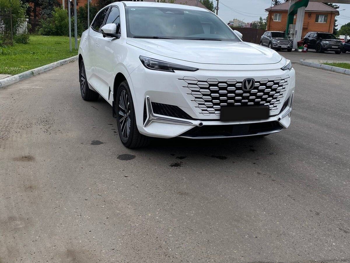 Changan UNI-K с пробегом — 2023 год. Фото: #2