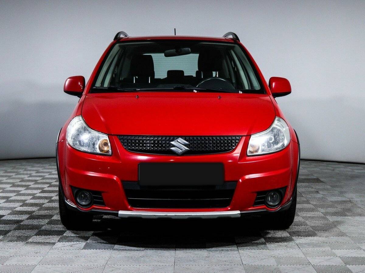 Suzuki SX4 с пробегом — 2010 год. Фото: #1