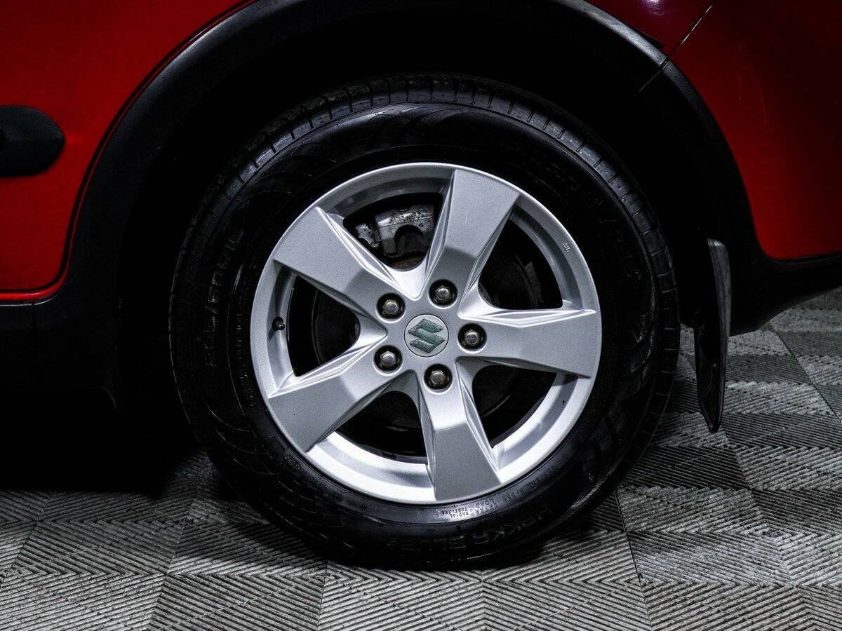 Suzuki SX4 с пробегом — 2010 год. Фото: #14