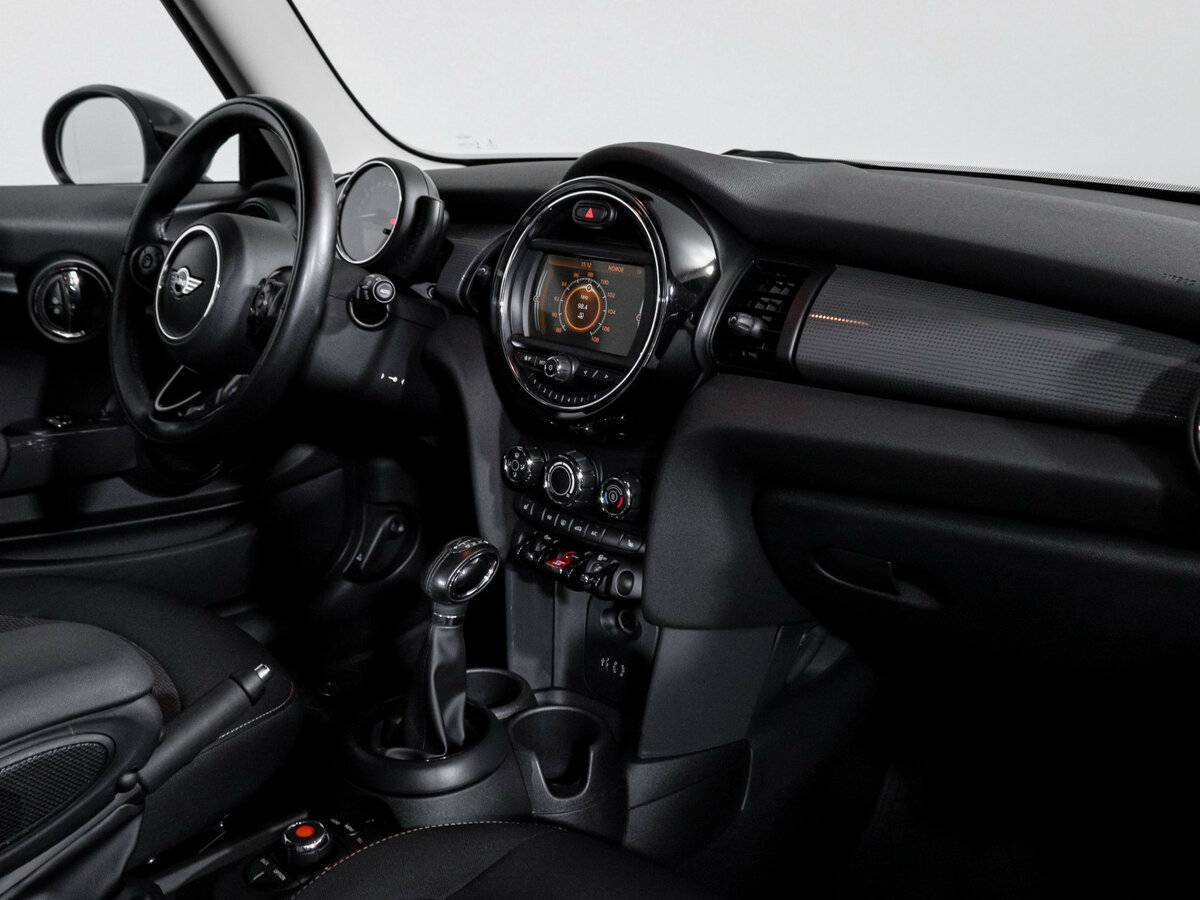 Mini Hatch с пробегом — 2016 год. Фото: #7