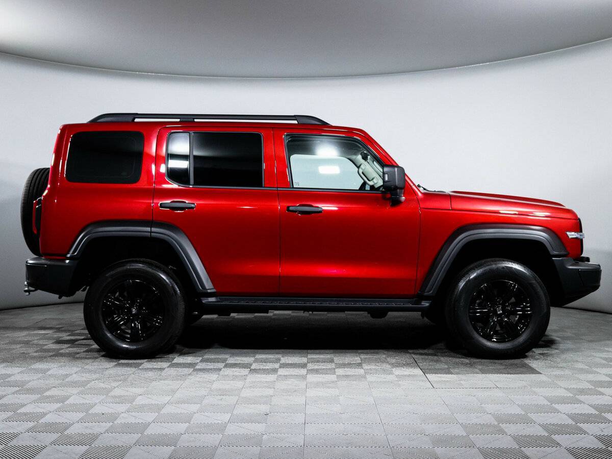 Tank 300 с пробегом — 2023 год. Фото: #3