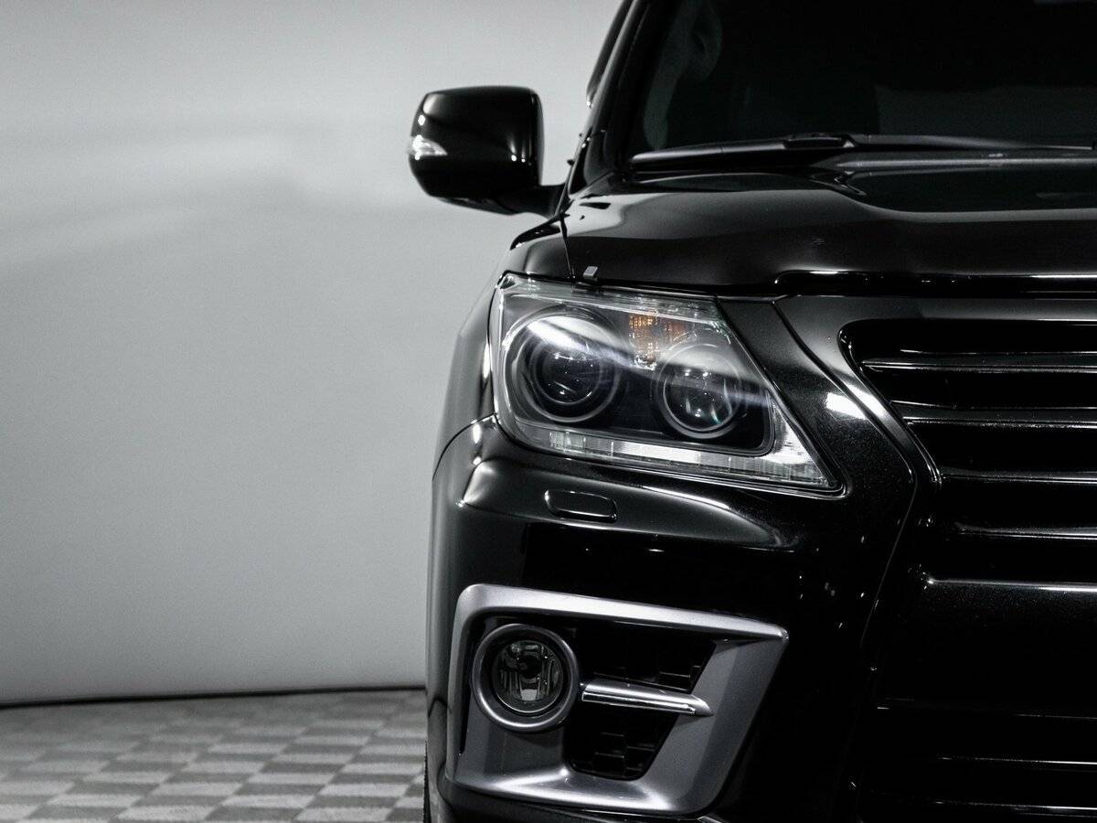 Lexus LX с пробегом — 2013 год. Фото: #17