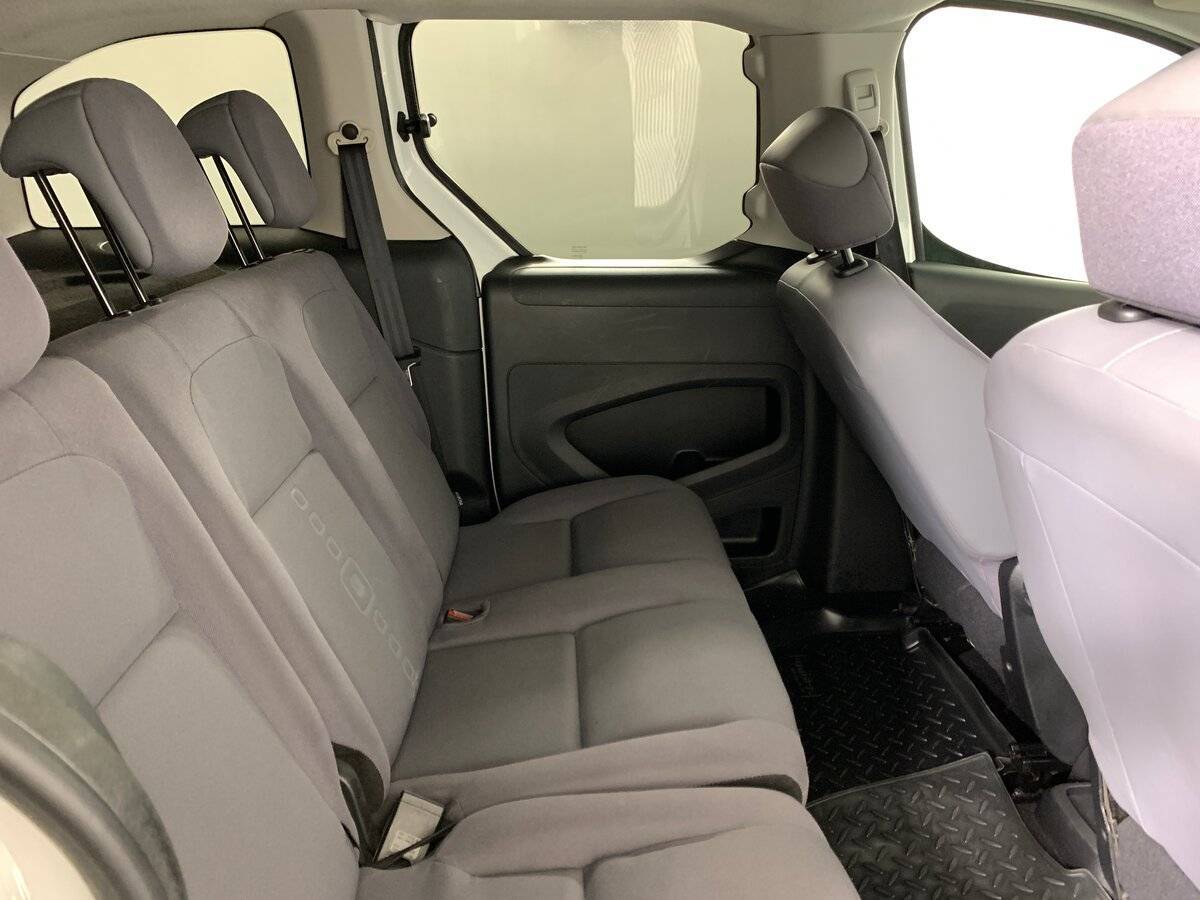 Citroen Berlingo с пробегом — 2012 год. Фото: #16