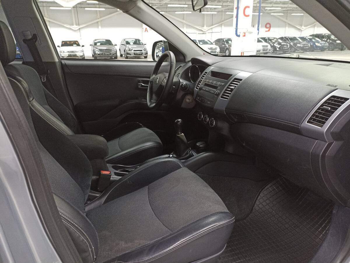 Citroen C-Crosser с пробегом — 2011 год. Фото: #10